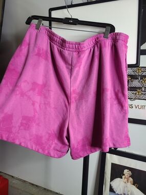 Pink Tie-Dye Women's Casual Shorts